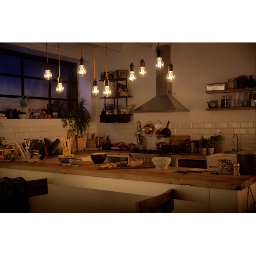 LED-pære dæmpbar  Philips Warm Glow E27/8W/230V 2200K-2700K 