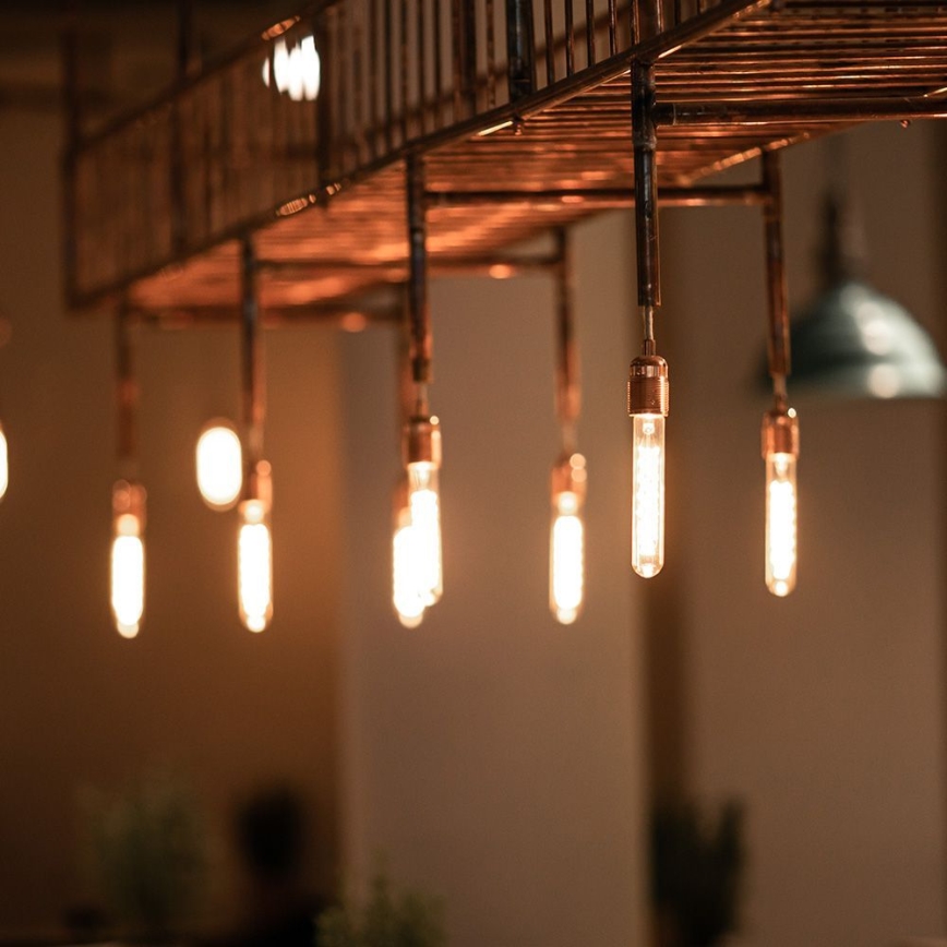 LED-pære FILAMENT T30 E27/2W/230V 3000K