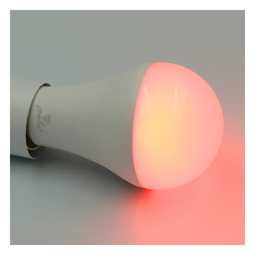 LED-pære med RGBW-farver dæmpbar A60 E27/15W/230V 2700-6500K Wi-Fi Tuya