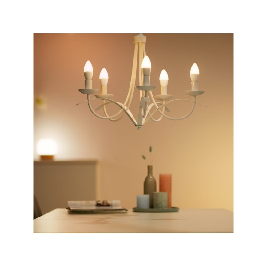 LED-pære med RGBW-farver dæmpbar C37 E14/4,9W/230V 2200-6500K CRI 90 Wi-Fi -WiZ