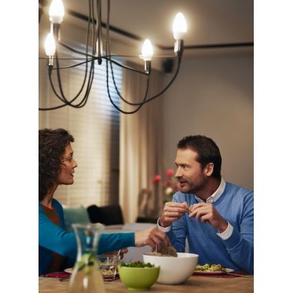 LED-pære Philips E14/5,5W/230V 2700K