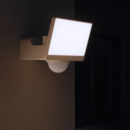 LED-reflektor med bevægelses- og skumringssensor DAVOS LED/30W/230V IP54 hvid
