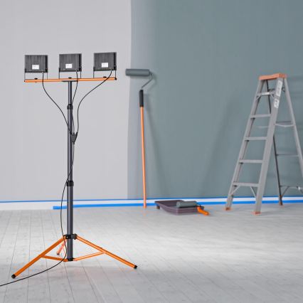 LED-reflektor med stativ 3xLED/50W/230V 4500K IP65 sort/orange