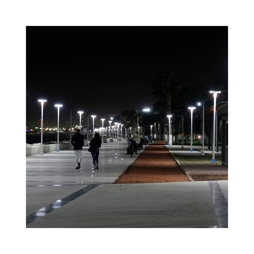 LED Solarlampe til gaden med sensor LUVIA LED/15W/3,2V 6500K IP54 5400 mAh + fjernbetjening