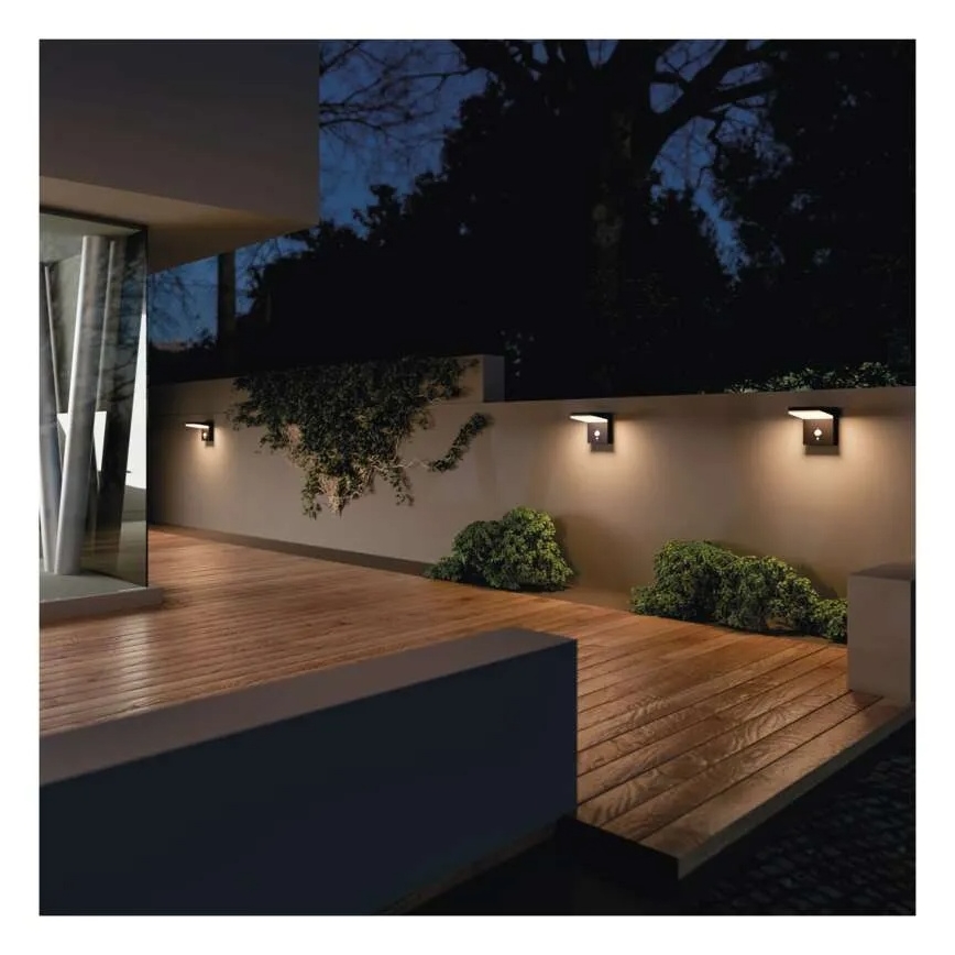 LED solcelle væglampe med sensor LED/4,4W/3,7V 2200 mAh IP44