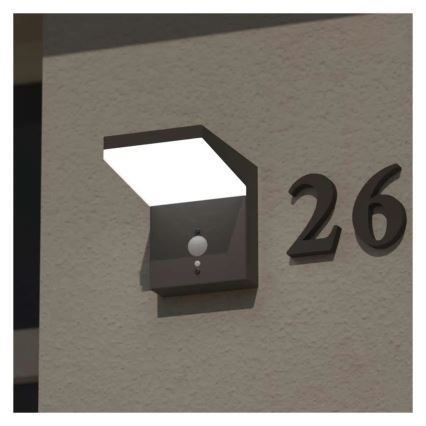 LED solcelle væglampe med sensor LED/4,4W/3,7V 2200 mAh IP44