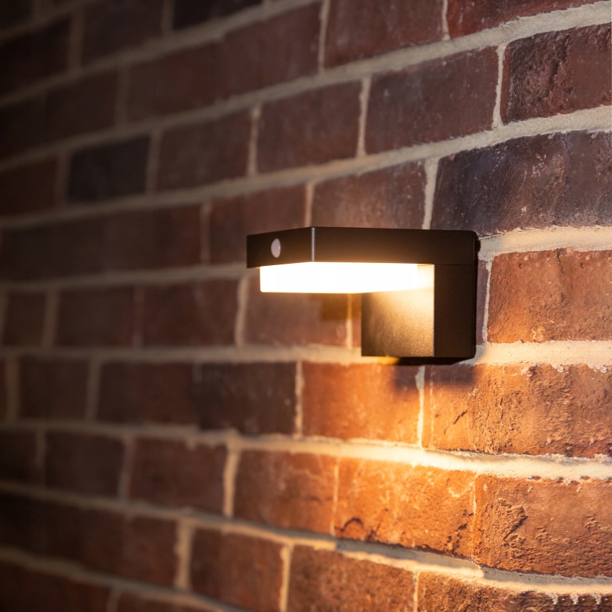 LED solcelle-væglampe med sensor LED/5W/3,7V 2000 mAh IP44 sort