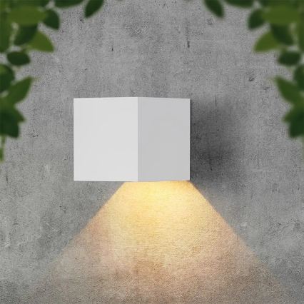 LED solcelle væglampe med sensor LED/9W/3,7V 3000/4000/5000K IP65 2600 mAh hvid