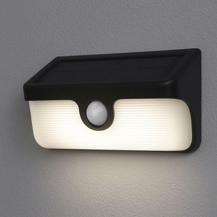 LED-solcelledrevet væglampe med sensor LINK LED/5W/3,7V 2000 mAh IP65 sort