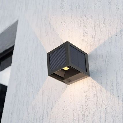 LED solcelle væglampe med sensor LED/9W/3,7V 3000/4000/6000K IP65 2600 mAh sort