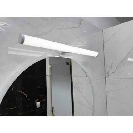 LED-spejlbelysning til badeværelse LED/12W/230V 59,5 cm IP44 hvid