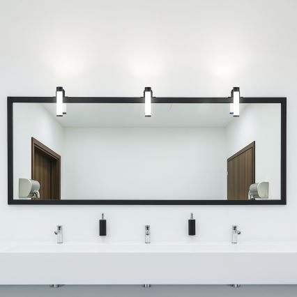 LED spejlbelysning til badeværelset APA MINI LED/4W/230V IP44 sort