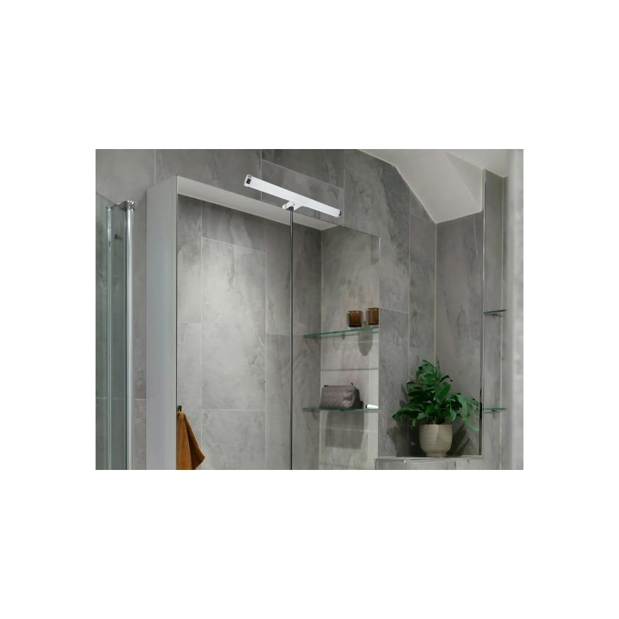LED spejlbelysning til badeværelset LED/8W/230V 30 cm IP44 blank krom