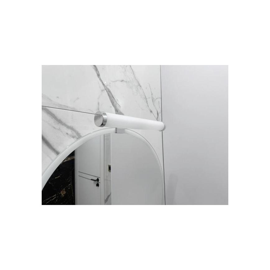 LED spejlbelysning til badeværelset LED/8W/230V 30 cm IP44 blank krom
