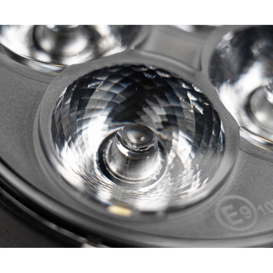 LED Spotlight til traktor BLACK LED/20W/10-30V IP69 5700K rund