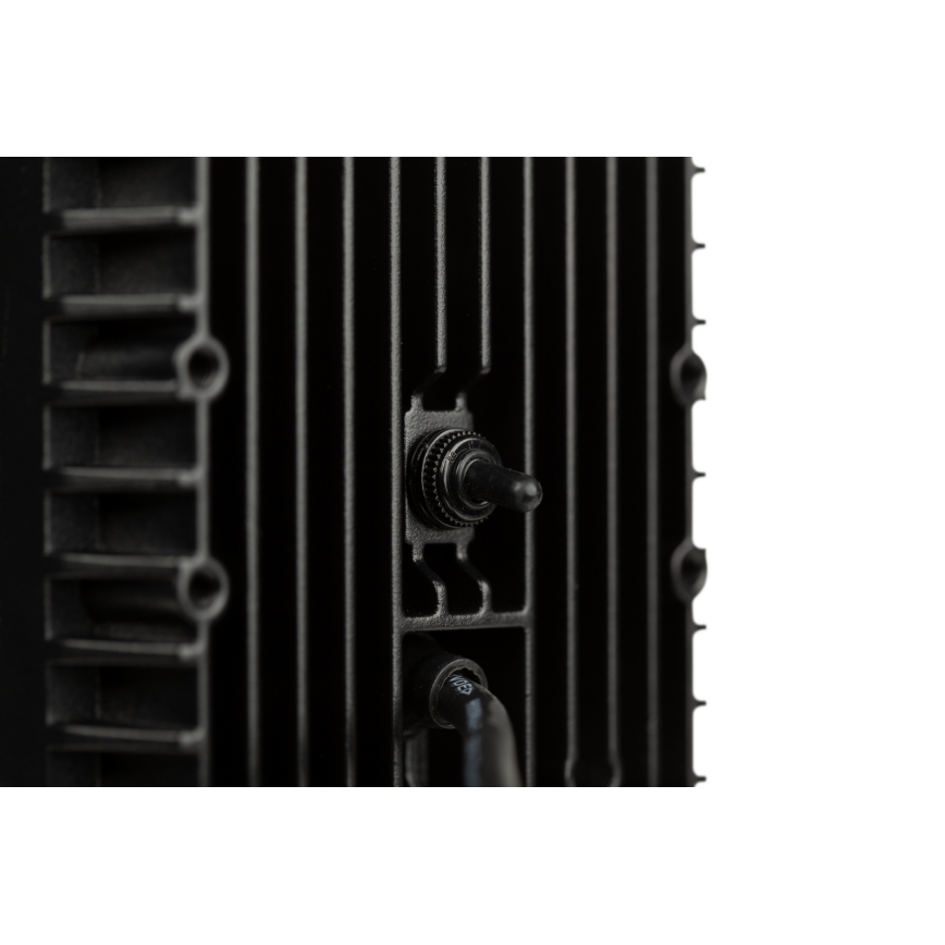 LED Spotlys til bil BLACK LED/30W/10-30V IP69 5700K kantet