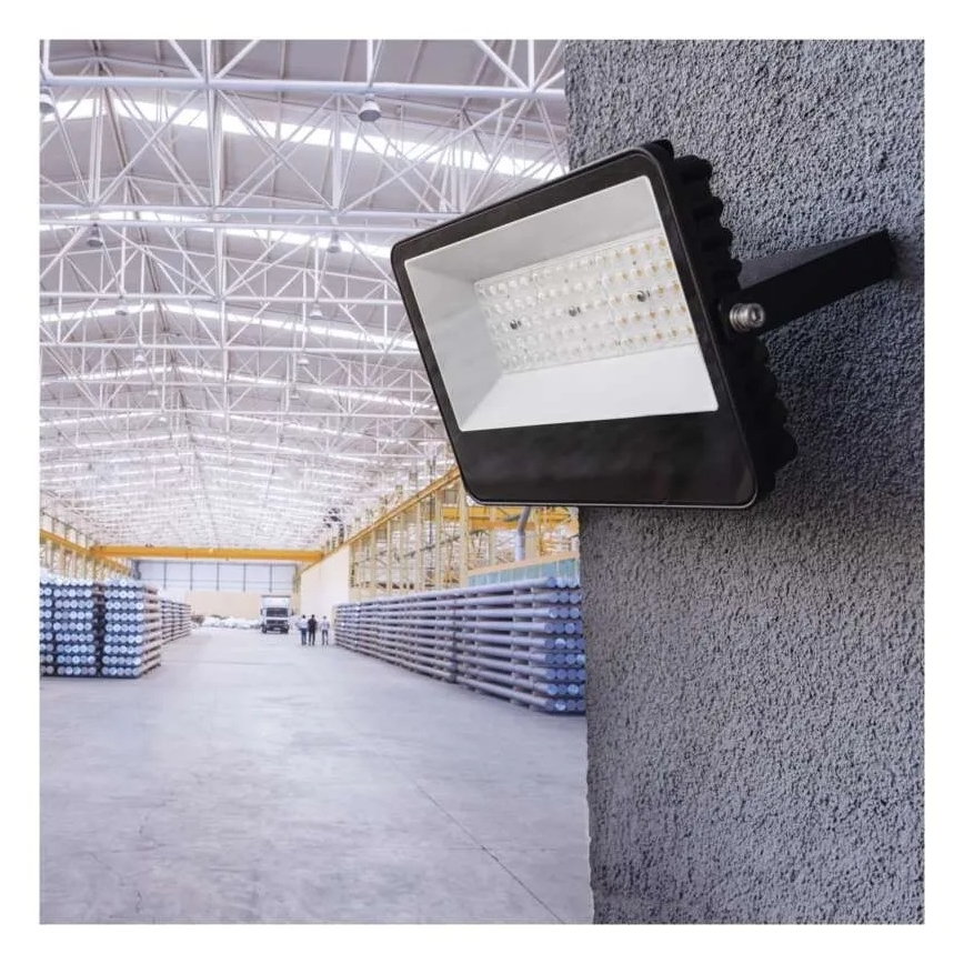 LED-reflektor AVENO LED/48W/230V 4000K 7200 lm IP66 sort