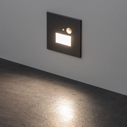 LED trappearmatur med bevægelses- og skumringssensor LED/1,5W/230V 3000/4000/6500K sølv