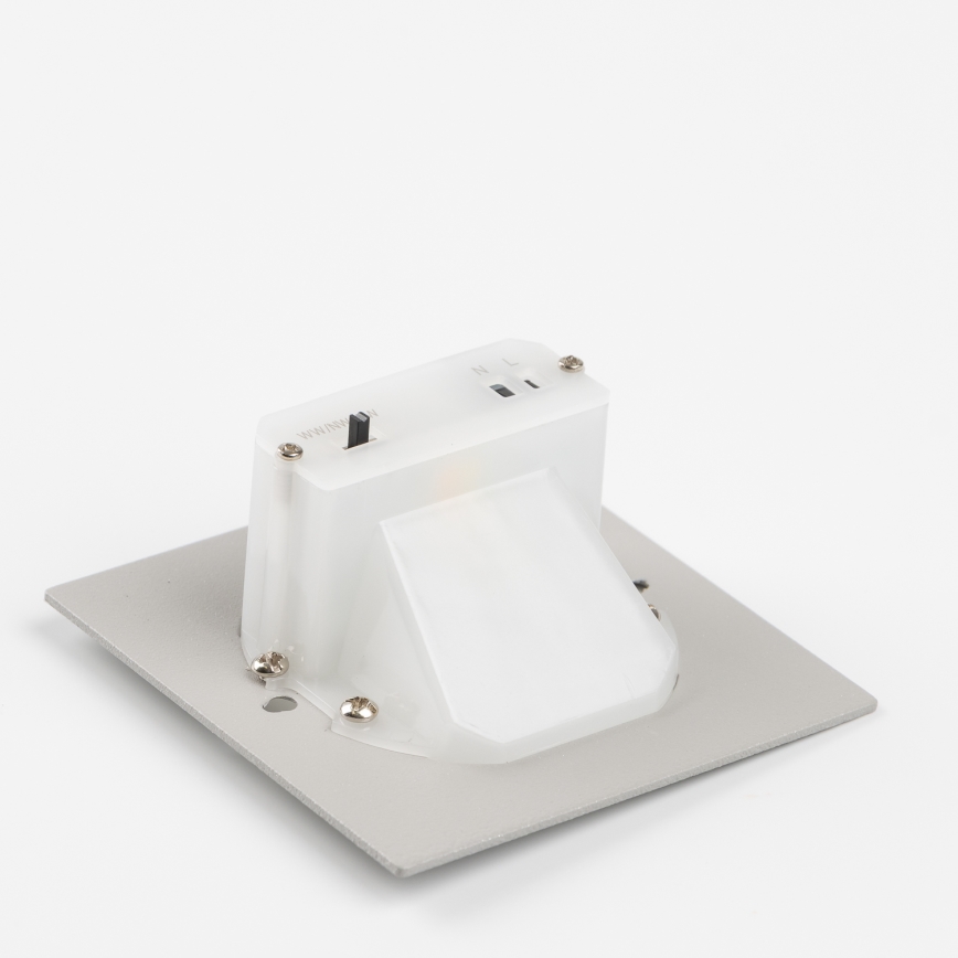 LED trappearmatur med bevægelses- og skumringssensor LED/1,5W/230V 3000/4000/6500K sølv