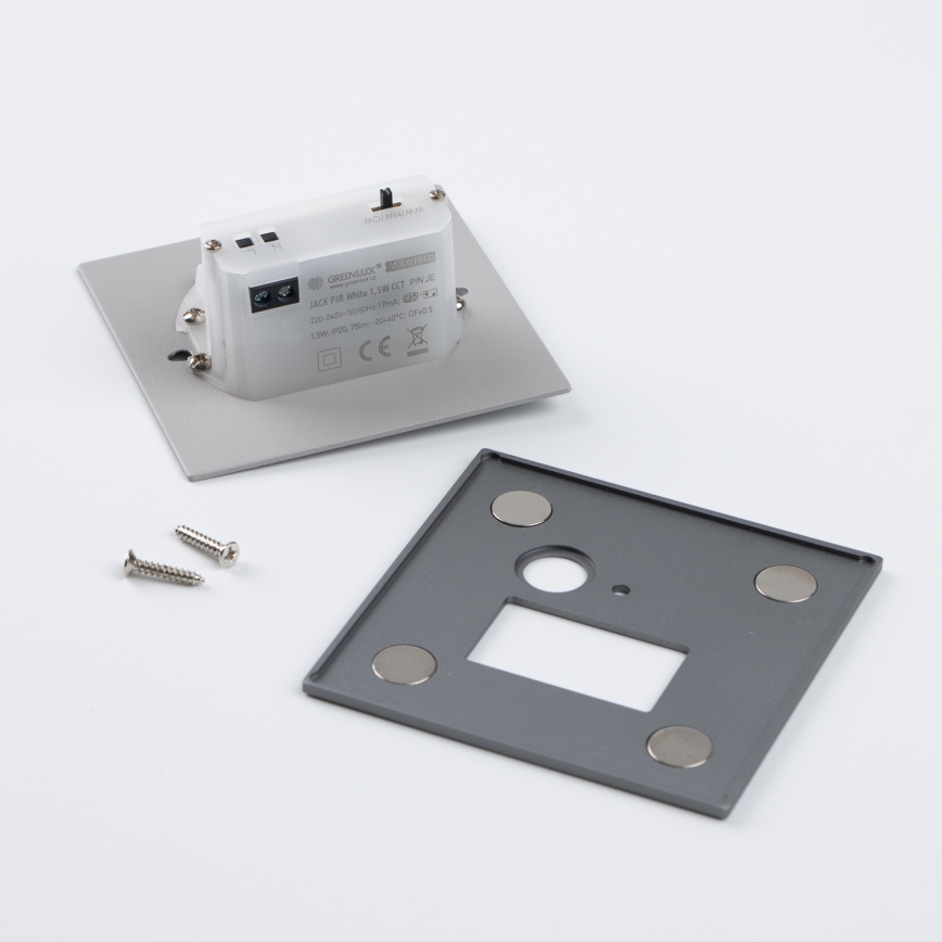 LED trappearmatur med bevægelses- og skumringssensor LED/1,5W/230V 3000/4000/6500K sølv