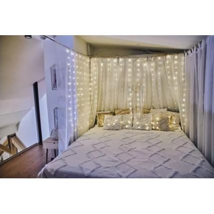 LED udendørs julelyskæde, 300 LED, 8 funktioner, 5,9 m, IP44, varm hvid