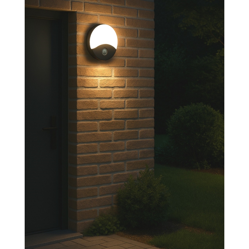 LED udendørs vægarmatur med bevægelsessensor, 18W LED, 230V, IP44, hvid