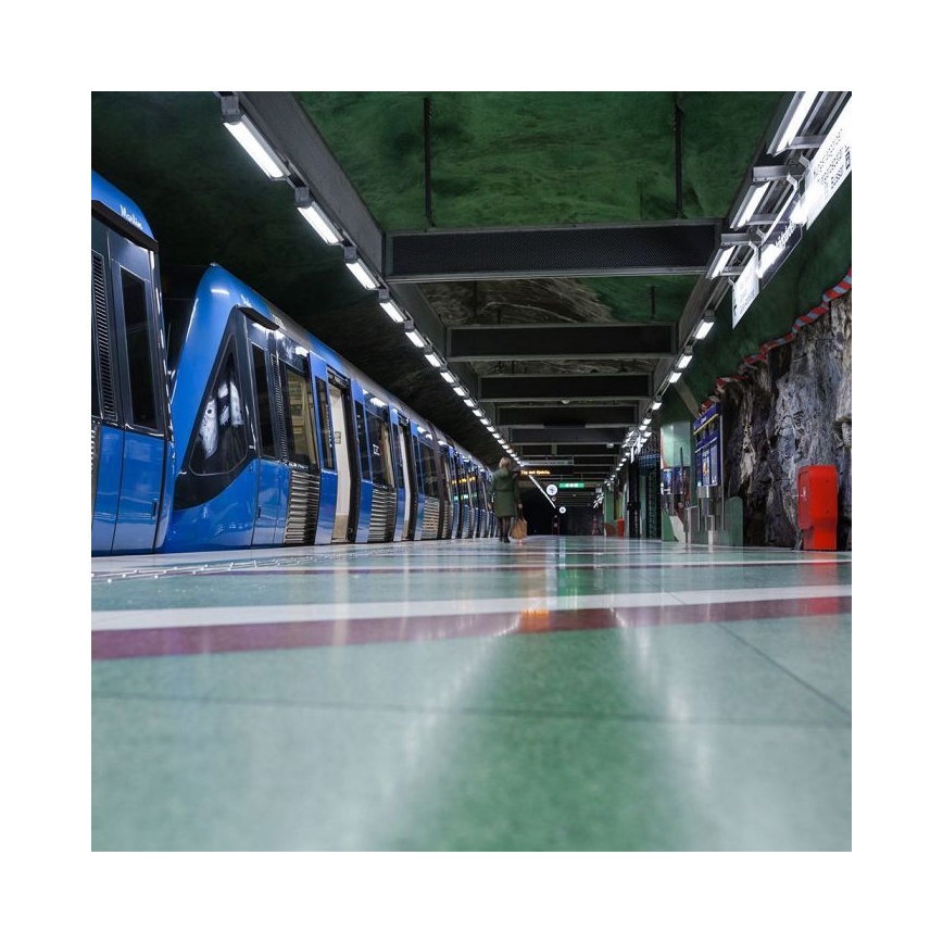 LED underskabslampe 40W/230V 3000K 116 cm