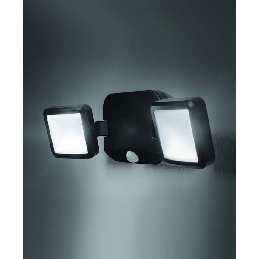Ledvance - Udendørs LED væglampe med sensor BATTERY 2xLED/10W/4xD IP54