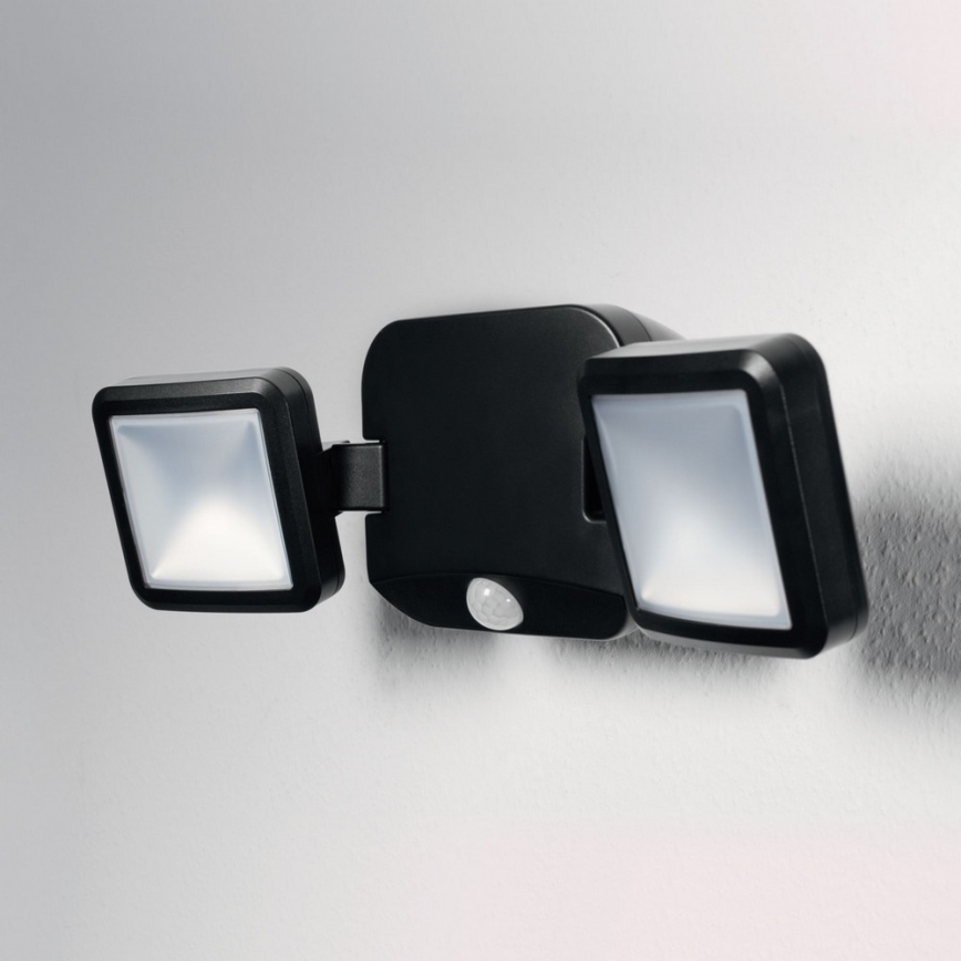 Ledvance - Udendørs LED væglampe med sensor BATTERY 2xLED/10W/4xD IP54