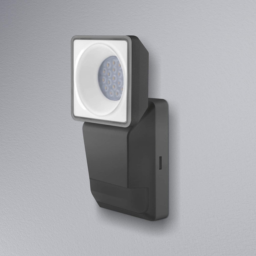 Ledvance - Udendørs LED væglampe med sensor SPOT LED/8W/230V IP55 sort