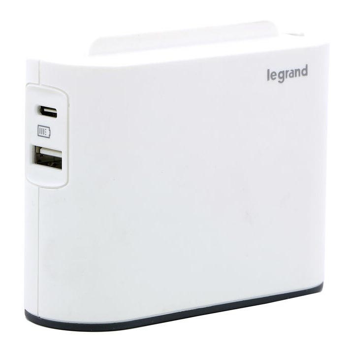 Legrand 049401 - Forgreningsled 2Z Type C + USB-A + USB-C hvid