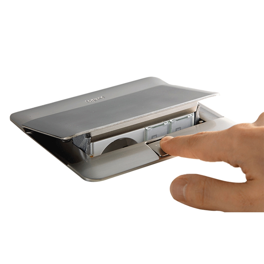 Legrand 54023 - Sokkelramme til bordplade POP-UP 2x4M rustfri