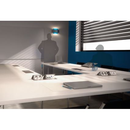 Legrand 54023 - Sokkelramme til bordplade POP-UP 2x4M rustfri