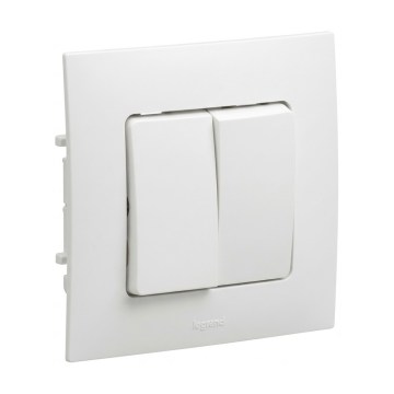 Legrand - Dobbelt afbryder nr. 5 med ramme NILOE hvid