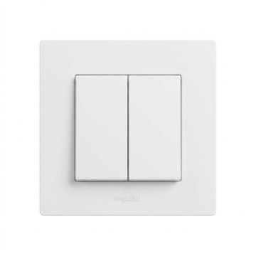 Legrand - Dobbelt serieafbryder nr. 5 med ramme NILOE STEP hvid