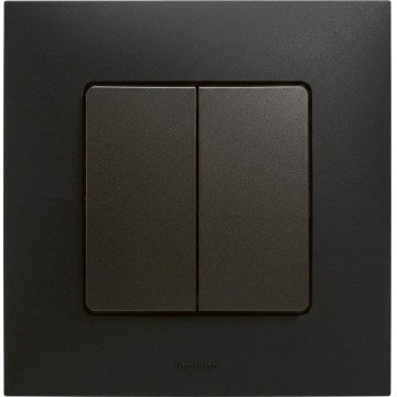 Legrand - Dobbelt trappeafbryder med ramme nr. 6+6 NILOE sort