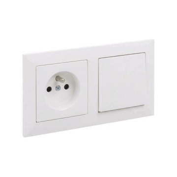 Legrand - Enpolet afbryder nr. 1 og husholdningsstikkontakt med ramme SUNO 250 V, hvid