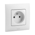 Legrand - Husholdningsstikkontakt med ramme NILOE 250V hvid