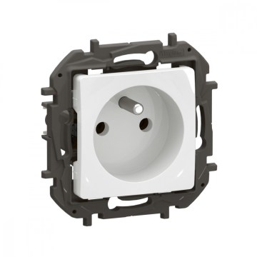 Legrand - Stikkontakt til bolig uden ramme 250V/16A NILOE, hvid