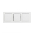 Legrand - Tredobbelt enpolet afbryder nr. 1 med ramme NILOE STEP hvid
