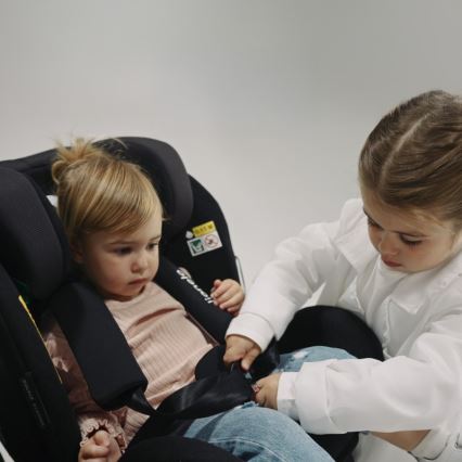 Lionelo - Drejbar autostol med base ANTOON PLUS i-Size 40-105 cm Black Onyx