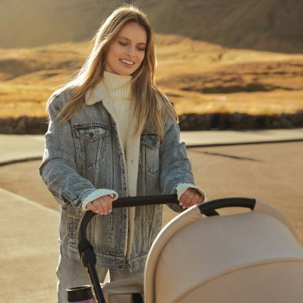 Lionelo - Kombinationsklapvogn 2-i-1 MERIL Beige Sand