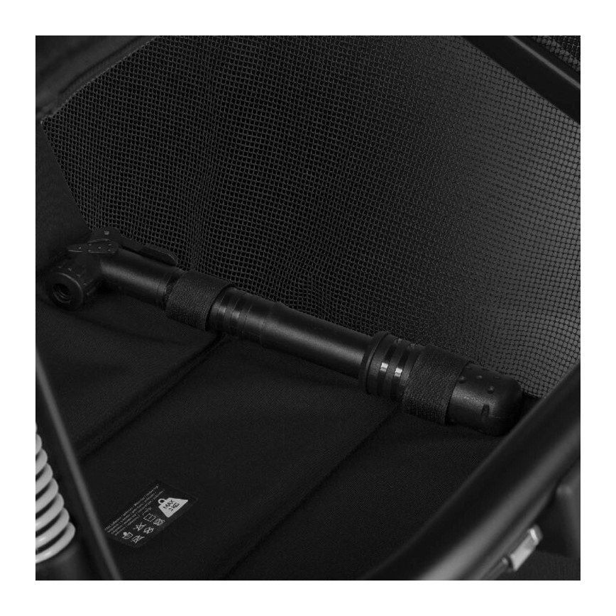 Lionelo - Sportsklapvogn AZURA sort/grå