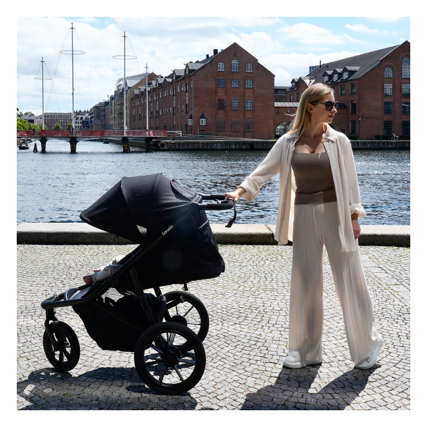 Lionelo - Sportslig klapvogn AZURA i sort