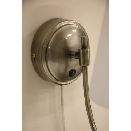 Markslöjd 108908 - Væglampe AMAR 1xE14/40W/230V hvid/messing