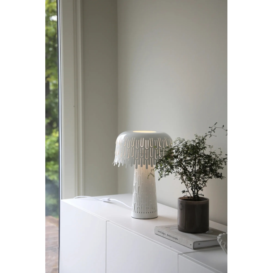 Markslöjd 109006 - Bordlampe VERBERA 1xE14/40W/230V hvid