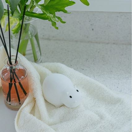 MegaLight - Genopladelig LED børnelampe til badekar m. RGB-farver og touch-funktion SWIMMY HIPPO LED/5V IP67