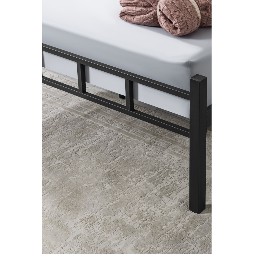 Metaldobbeltseng ORMEL 120x200 cm, sort, maks. belastning 120 kg