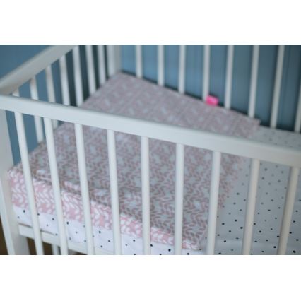 MOTHERHOOD - Kilepude 60x45 cm, 0-6 måneder lyserød