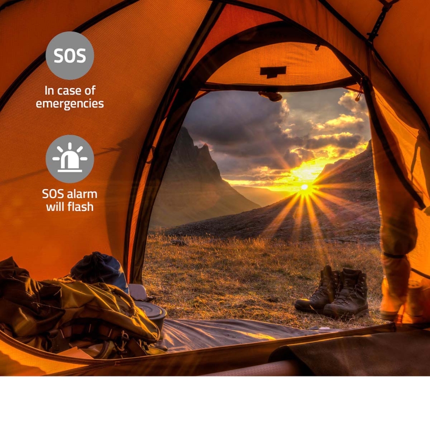 DAB+/FM-radio med håndsving, solcellepanel og LED-lommelygte 5V/2500 mAh, grøn/sort